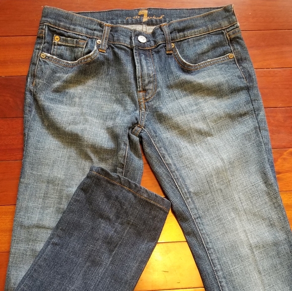 7 For All Mankind Jean's sz 29, bootcut, crystal rhinestones pockets - Picture 1 of 3
